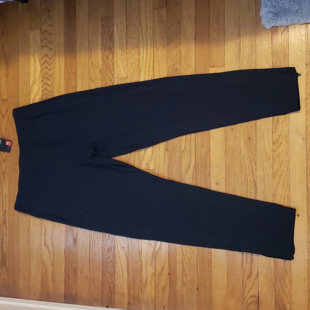 New with tags Under Armour Pants